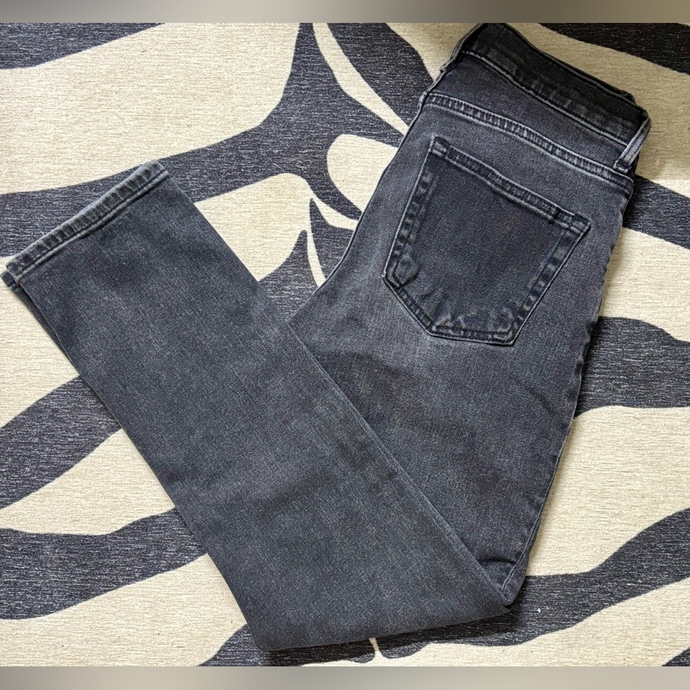 Everlane Women’s Dark Gray Slim Jeans